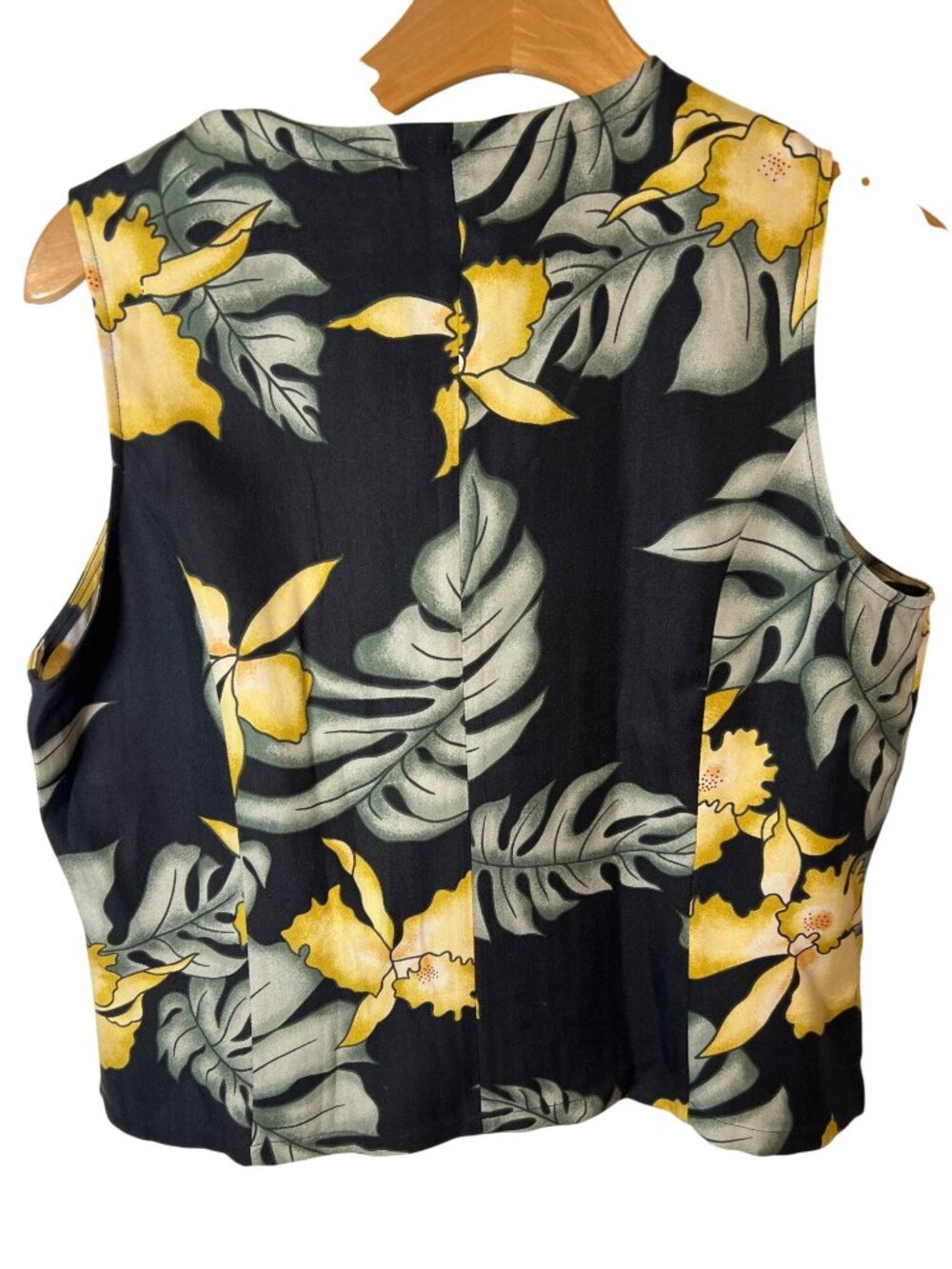 women's TOMMY BAHAMA vintage silk size M medium hawaiian print sleeveless top - Picture 3 of 4